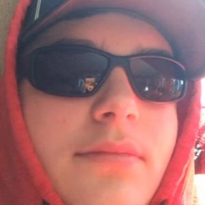 Meet your Posher, Eli